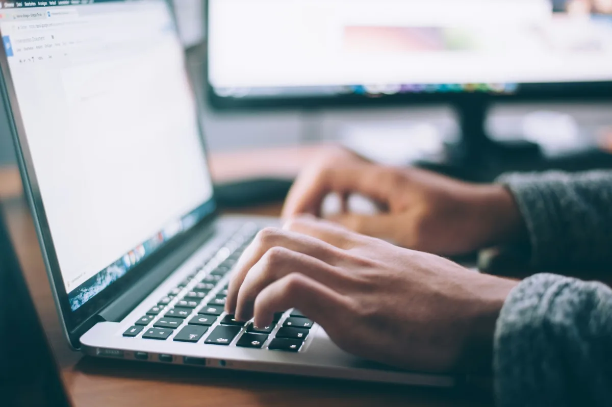 Joomla vs WordPress – vilket CMS passar ditt företag 2026?
